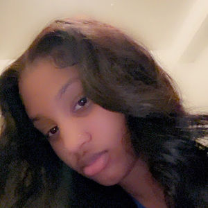 Meet your Posher, Angelique